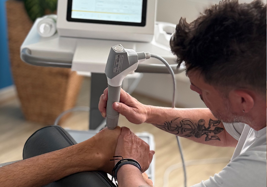 Radiale Stoßwellentherapie in Anwendung